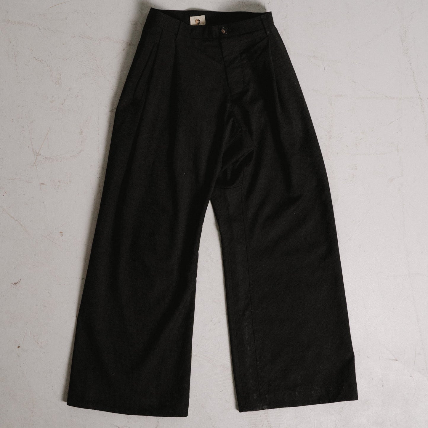 passage trousers black